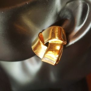 AVON "Tailored Knot Earrings - Large" Pierced Earring - EVC